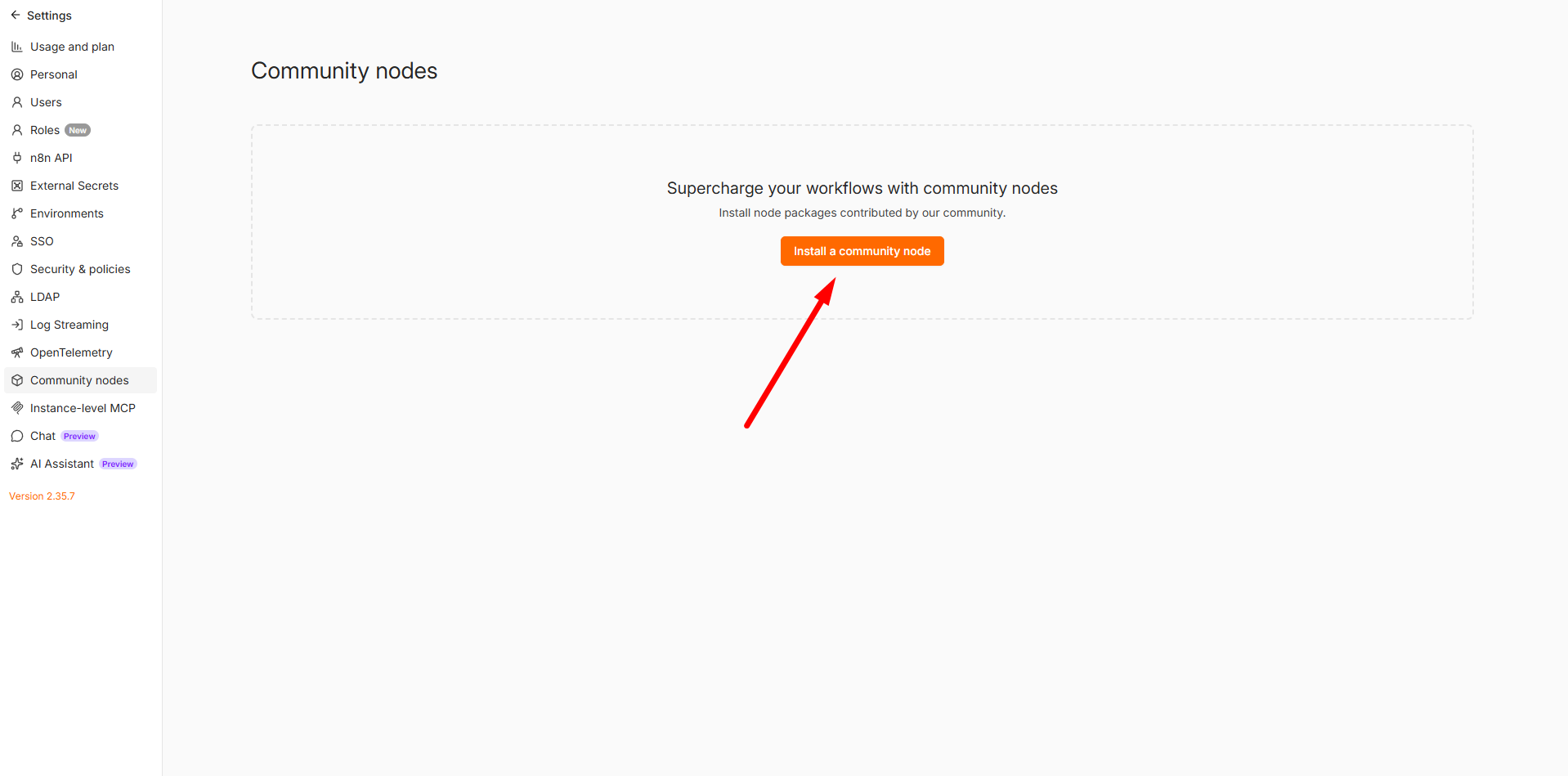 Tela Community nodes do n8n com o botão Install a community node destacado